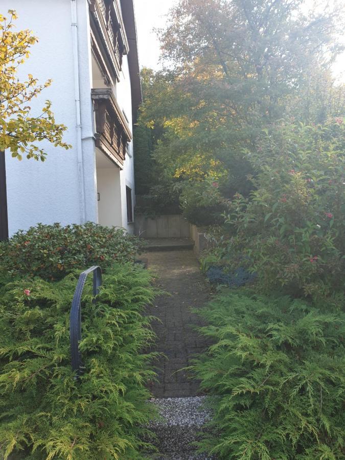 Andinas Ferienwohnung In Ruhiger Lage Direkt Am Wald Wilnsdorf Exteriör bild
